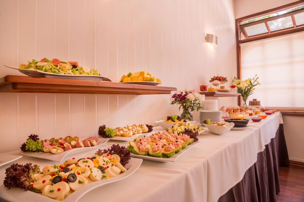 Hotel Conde Ansurez Σαντιάγκο Εξωτερικό φωτογραφία